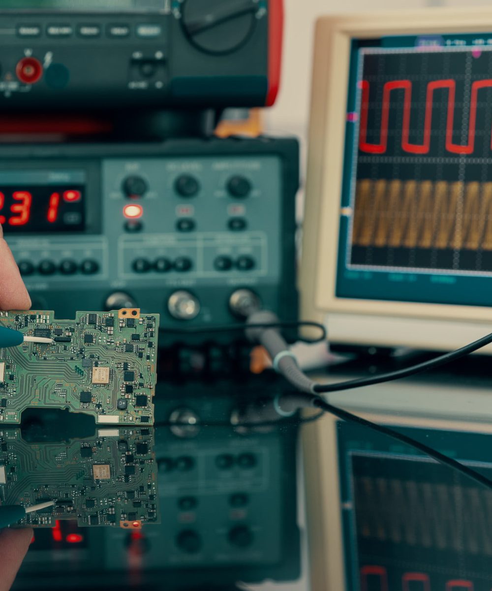 Electronic semiconductor AOF Industries